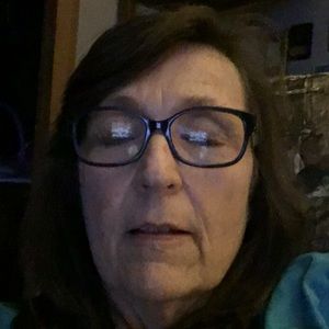 Meet your Posher, Carla